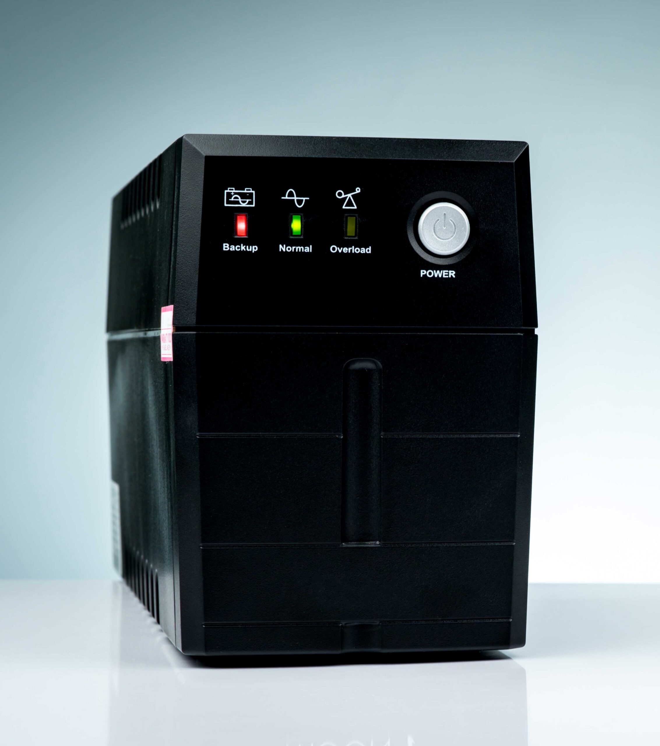 Uninterruptible power supply system using an internal rectifier to convert incoming AC power to stable DC battery power.
